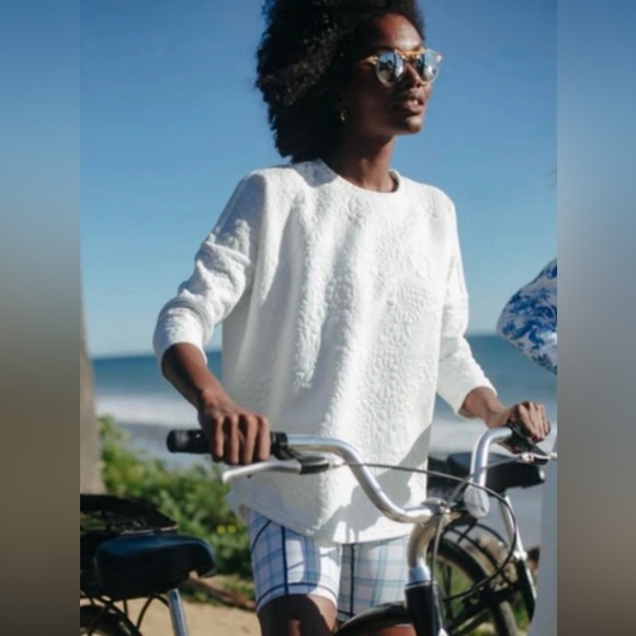 Tnuck Sport White Quilted Paisley Ally Swing Sweatshirt - XS/S - Picture 3 of 10